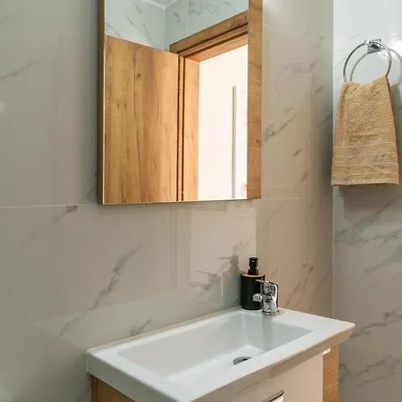 Willa Koumaries Ligia